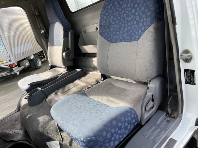 Mitsubishi CANTER 2004-08 23480-22
