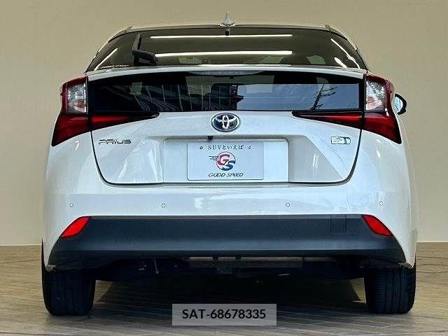 Toyota PRIUS 2019-11 282744-13