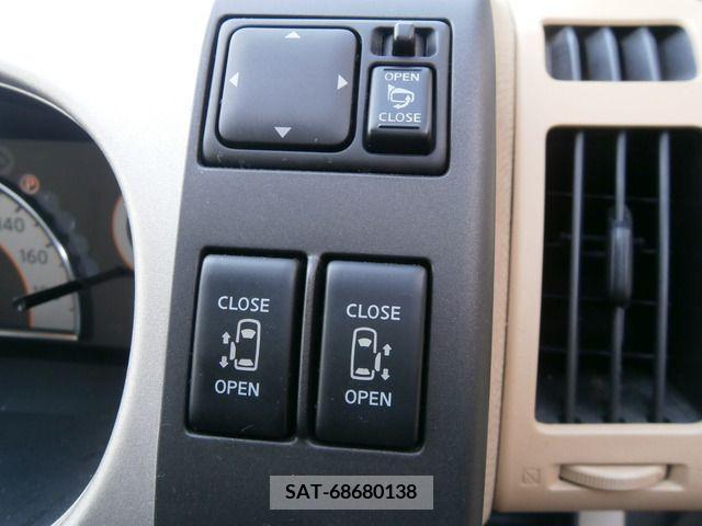 Nissan SERENA 2005-10 214134-11