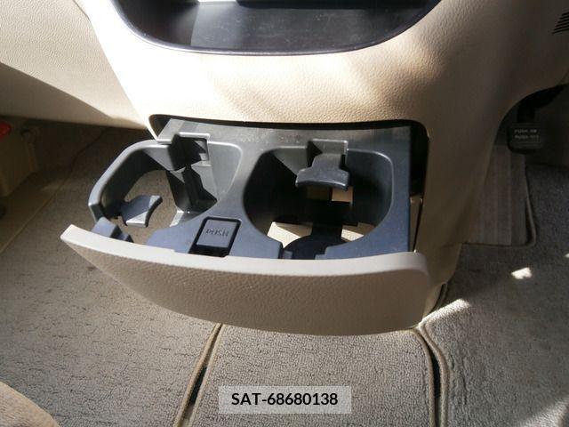 Nissan SERENA 2005-10 214134-19