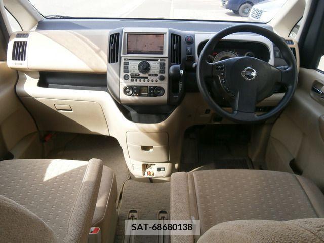 Nissan SERENA 2005-10 214134-9