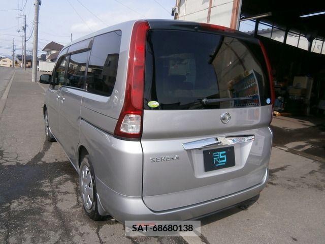 Nissan SERENA 2005-10 214134-8