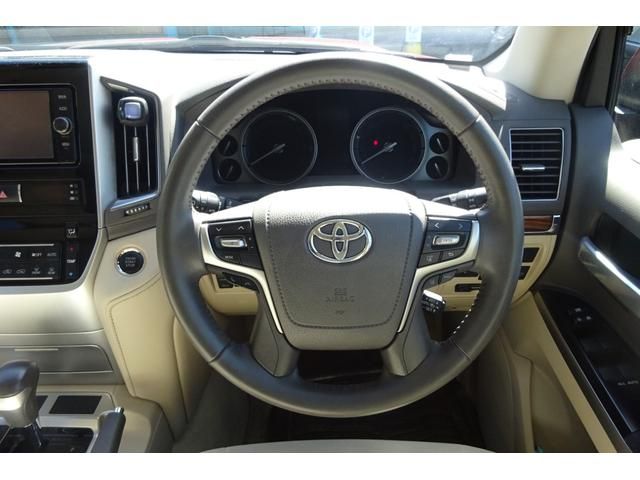 Toyota LAND CRUISER 2018-01 17052-3