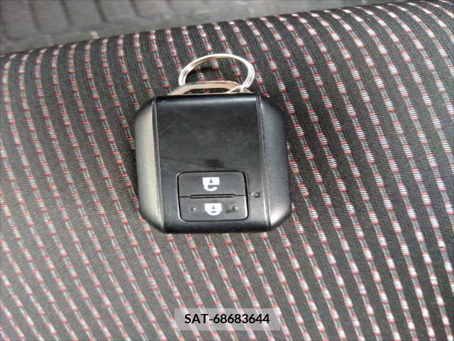 Suzuki SWIFT 2019-01 320810-14