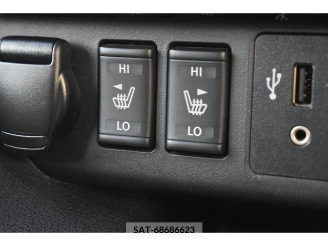 Nissan LEAF 2019-09 204625-8