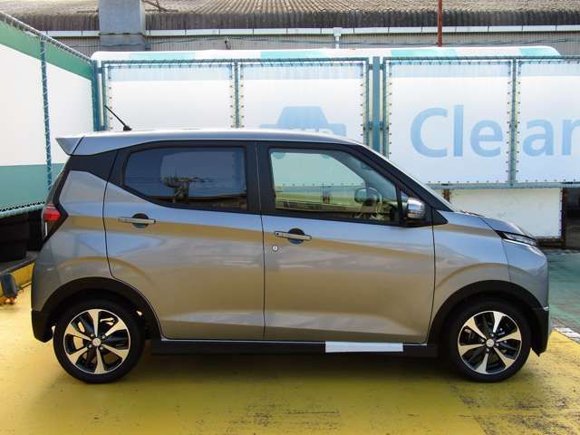 Mitsubishi EK X 2022-11 10095-5