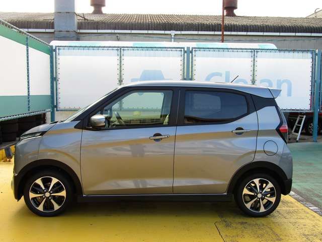 Mitsubishi EK X 2022-11 10095-8