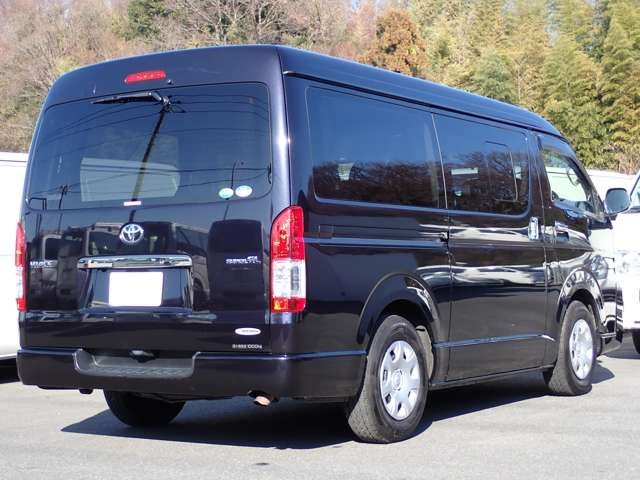 Toyota HIACE VAN 2016-06 22996-1