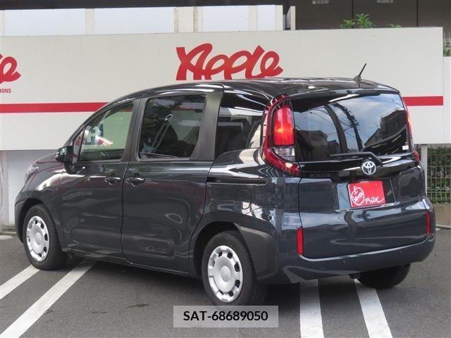 Toyota SIENTA 2022-09 351207-2