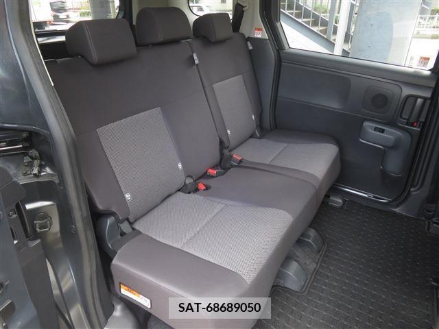 Toyota SIENTA 2022-09 351207-6