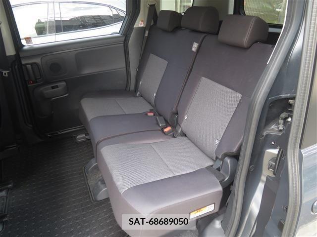 Toyota SIENTA 2022-09 351207-7