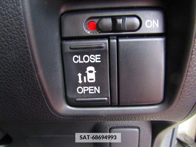 Honda N BOX CUSTOM 2014-03 378782-23