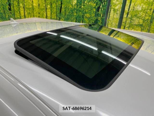 Lexus HS 2011-07 354072-2
