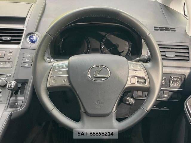 Lexus HS 2011-07 354072-11