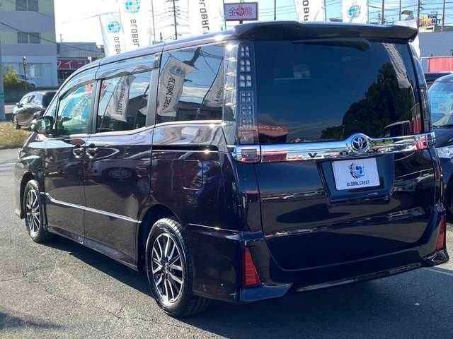Toyota VOXY 2016-01 189801-5