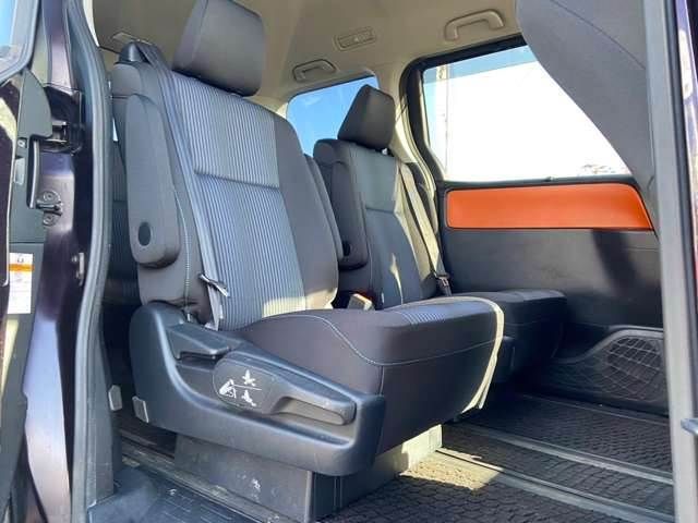 Toyota VOXY 2016-01 189801-15