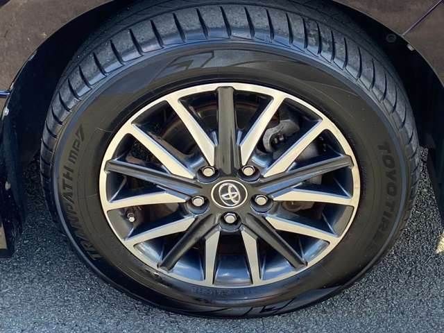 Toyota VOXY 2016-01 189801-7