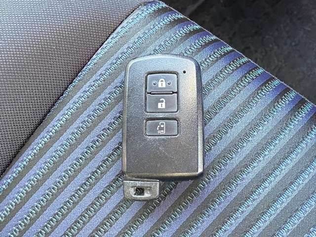 Toyota VOXY 2016-01 189801-18