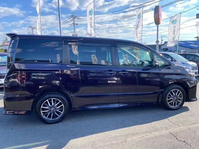 Toyota VOXY 2016-01 189801-3