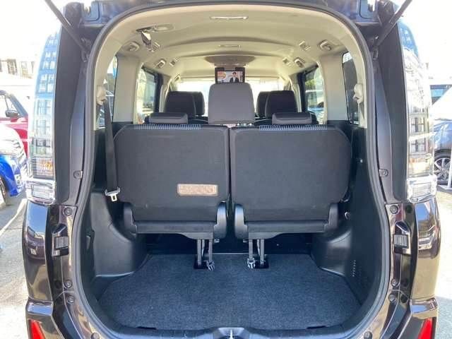 Toyota VOXY 2016-01 189801-17