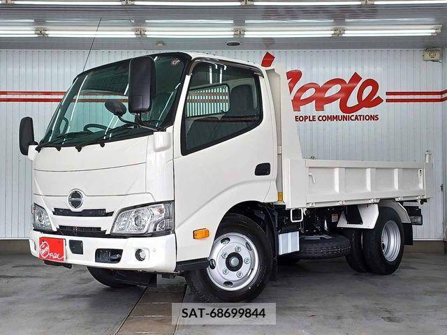 Hino DUTRO 2023-08 267698-1