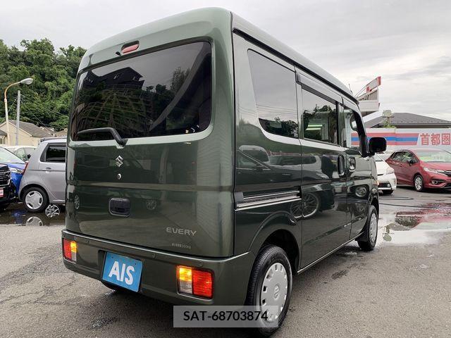 Suzuki EVERY 2022-03 297410-1
