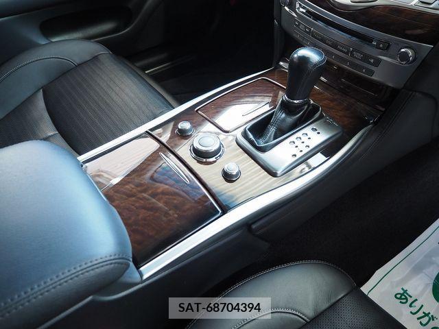 Nissan FUGA 2010-11 324488-15