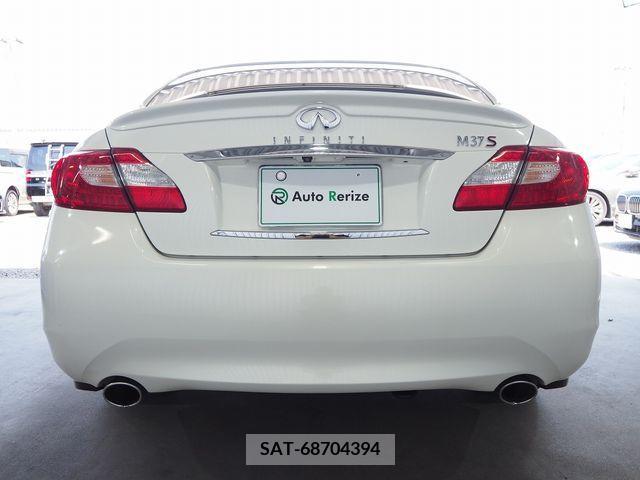 Nissan FUGA 2010-11 324488-3