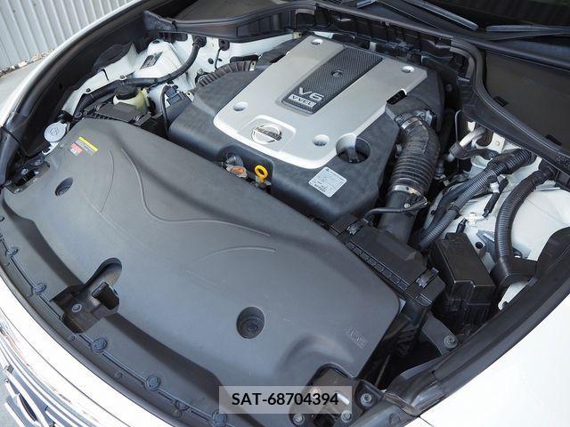 Nissan FUGA 2010-11 324488-19