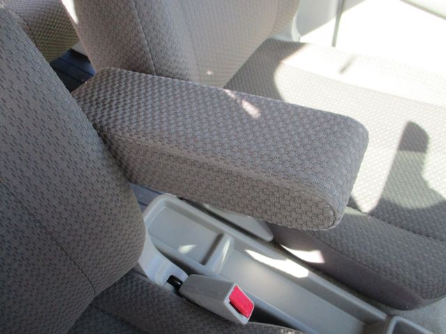 Nissan CLIPPER 2018-01 185609-13
