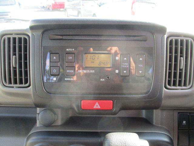 Nissan CLIPPER 2018-01 185609-6