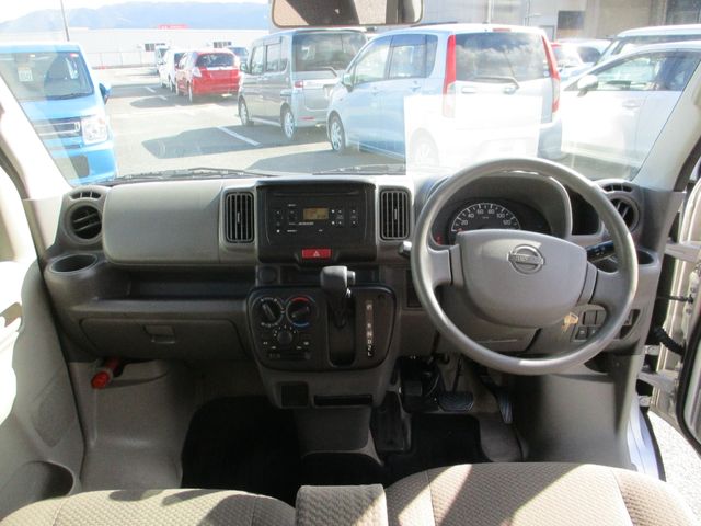 Nissan CLIPPER 2018-01 185609-3