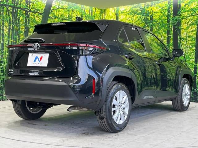Toyota YARIS CROSS 2023-06 28701-17
