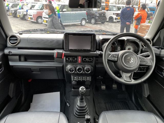Suzuki JIMNY 2022-05 193790-3