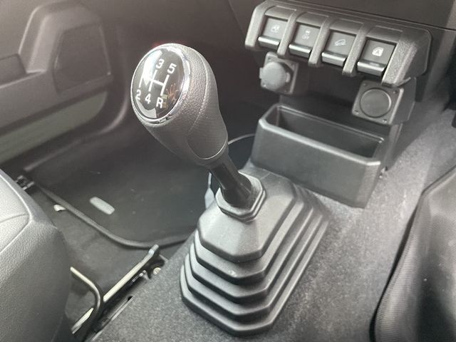 Suzuki JIMNY 2022-05 193790-12