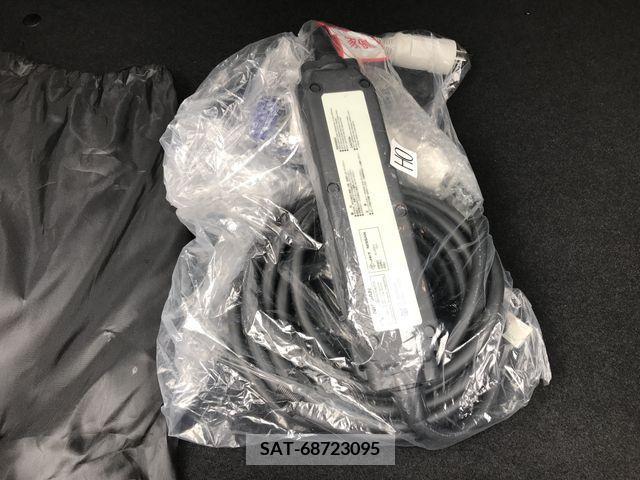 Nissan LEAF 2019-08 349999-24