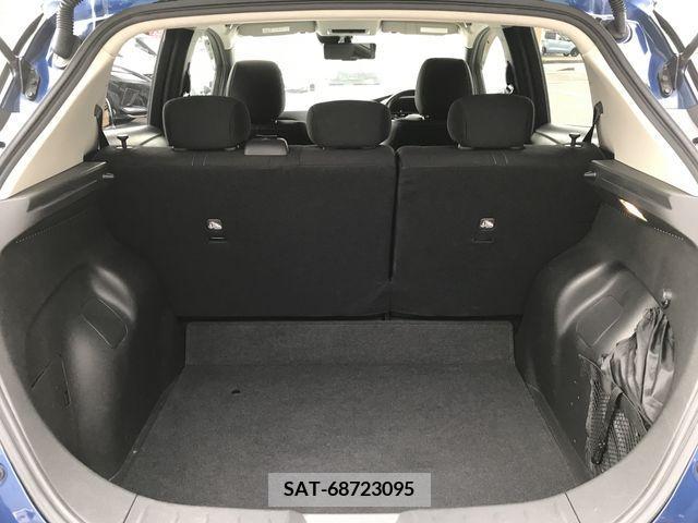 Nissan LEAF 2019-08 349999-11