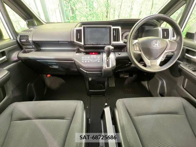Honda STEP WGN 2013-08 286255-1