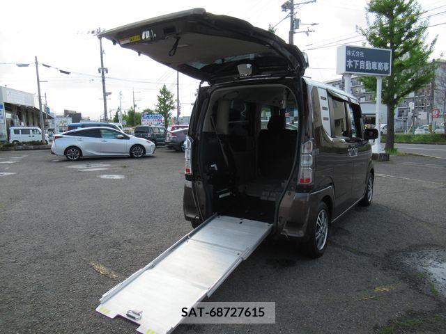 Honda N BOX 2013-07 239293-1