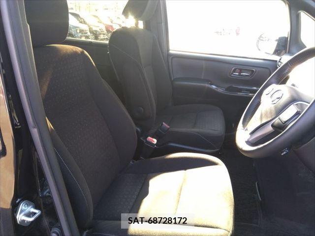 Toyota NOAH 2020-08 279464-9