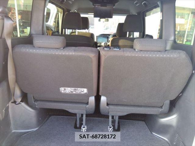 Toyota NOAH 2020-08 279464-5