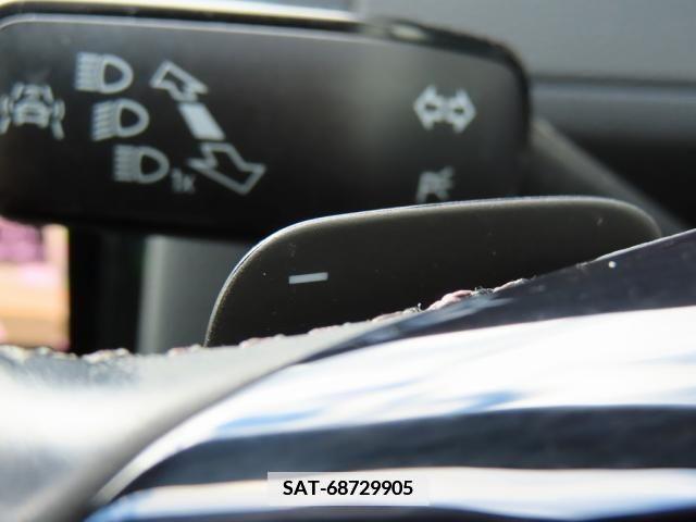 VolksWagen GOLF 2018-08 375103-18