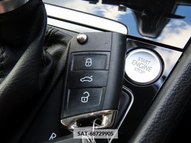 VolksWagen GOLF 2018-08 375103-15