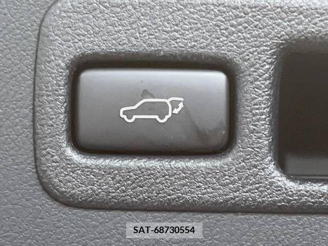 Lexus NX 2015-03 300538-5