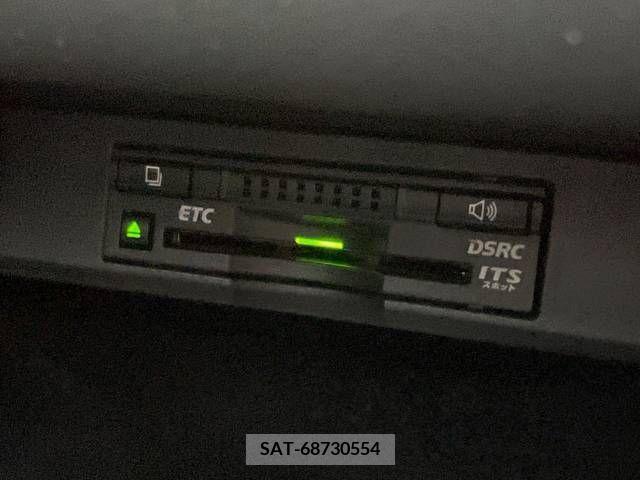 Lexus NX 2015-03 300538-8