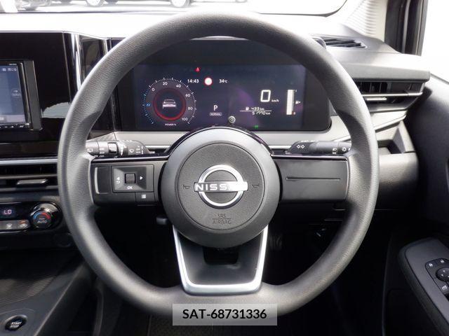 Nissan NOTE 2021-07 329516-17
