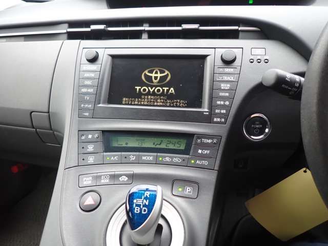Toyota PRIUS 2010-04 989-11