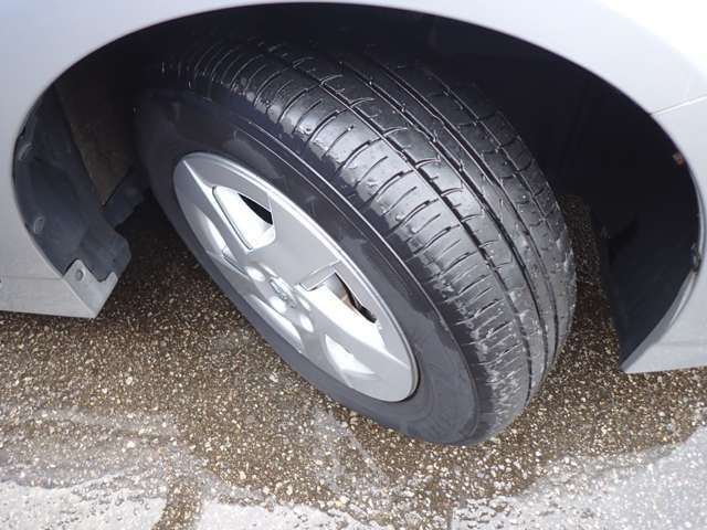 Toyota PRIUS 2010-04 989-16