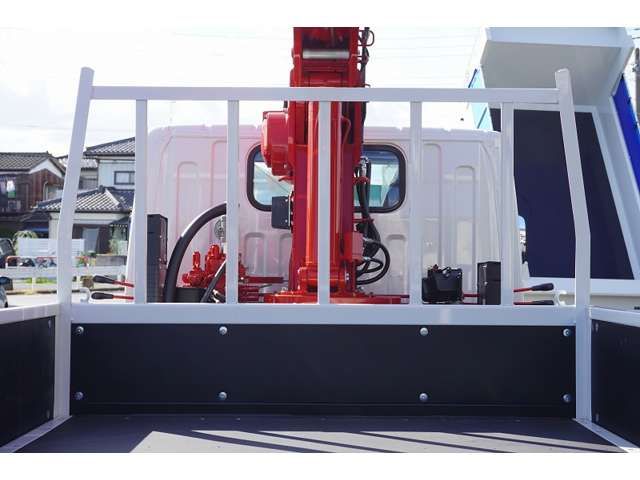 Mitsubishi CANTER 2023-08 23036-14
