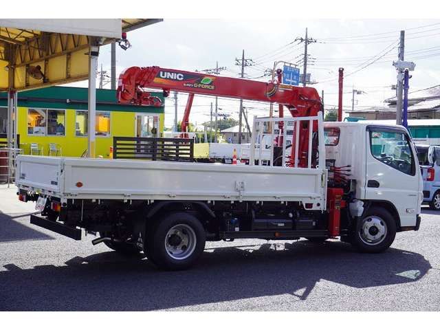 Mitsubishi CANTER 2023-08 23036-7
